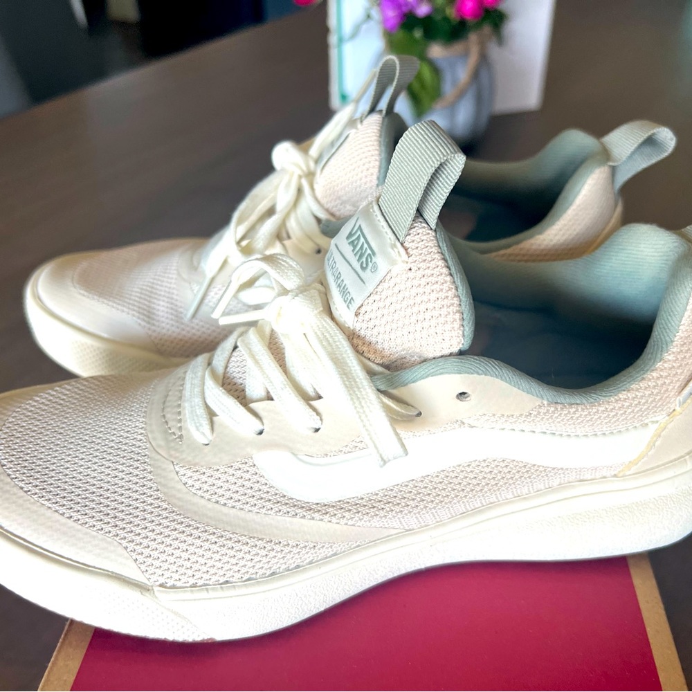 VANS ultrarange shoes